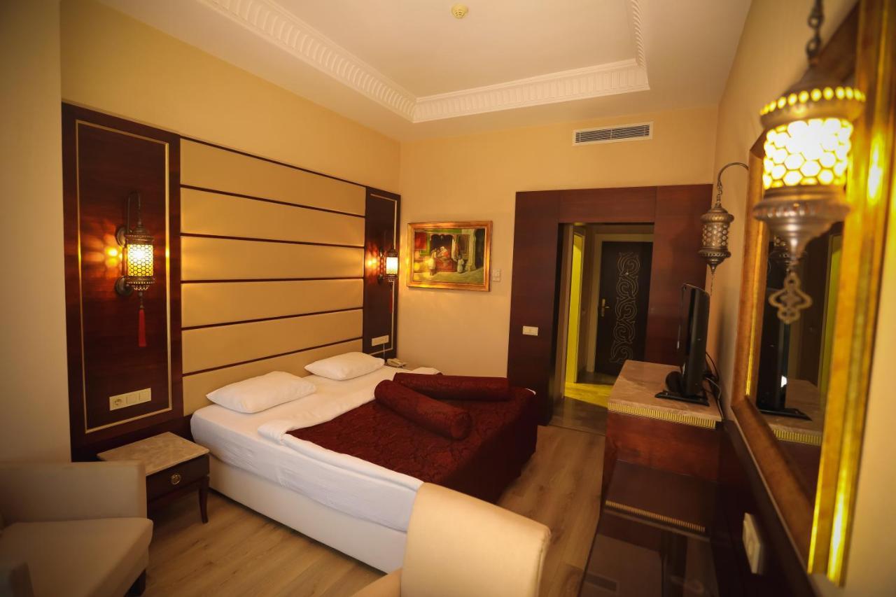 Kronos Hotel Golbası Exterior foto